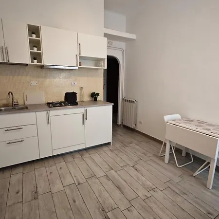 Giulia Living 아파트 *